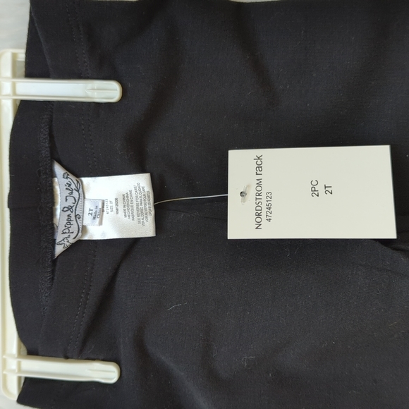 PIPPA & JULIE | White Shimmer Top & Black Leggings Party Holiday Set - Picture 8 of 8